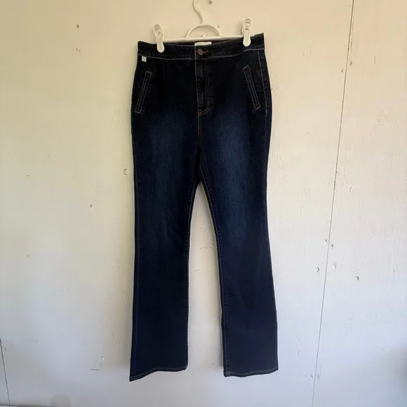 Ceros Dark Wash High Rise Flare Jeans Size 9/29 - Picture 1 of 7